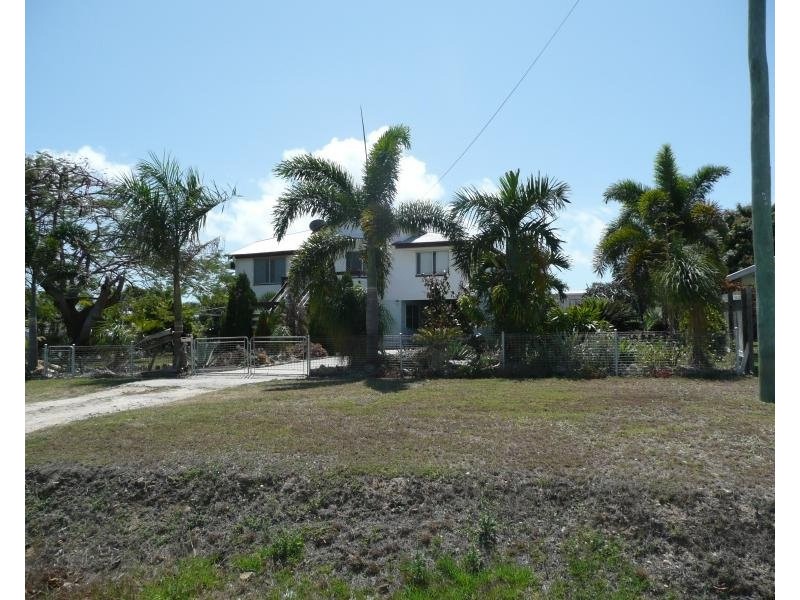 30 Brisbane STREET, Bowen QLD 4805