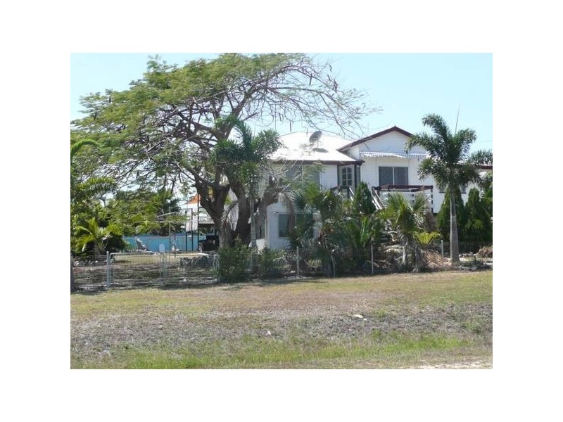 30 Brisbane STREET, Bowen QLD 4805