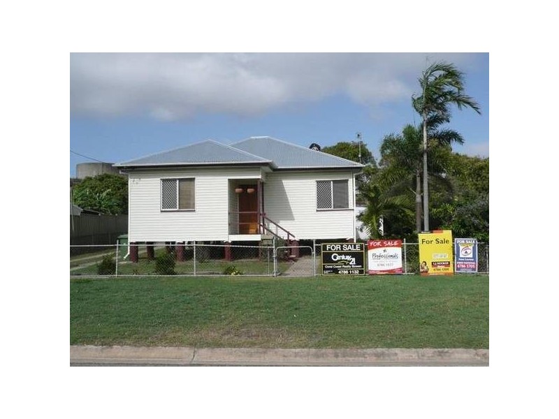 9 Darwen STREET, Bowen QLD 4805