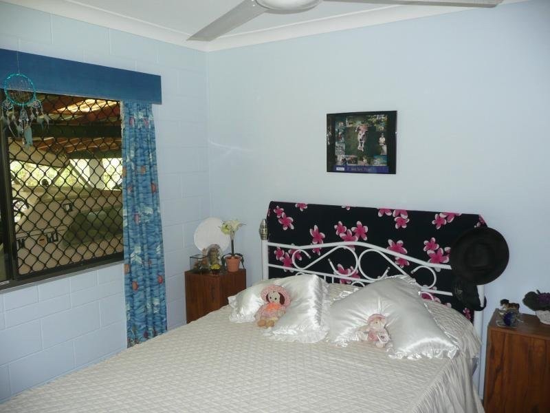 69 Field STREET, Bowen QLD 4805