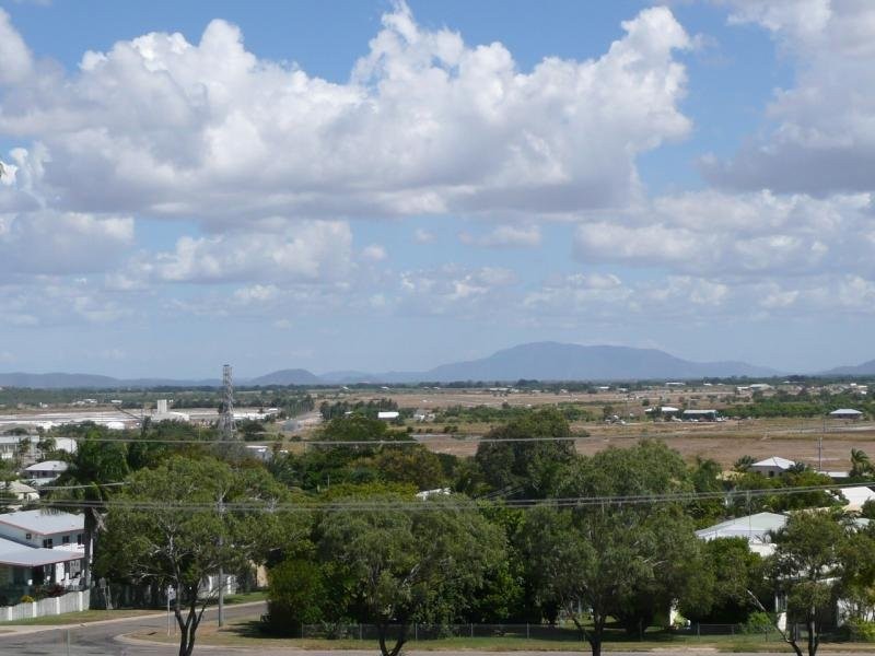 2 Honey Place, Bowen QLD 4805