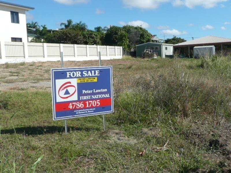 8 Tynwald Avenue, Bowen QLD 4805