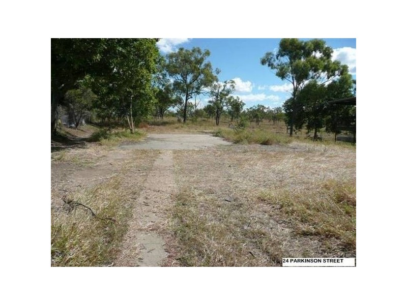 24 Parkinson Street, Collinsville QLD 4804