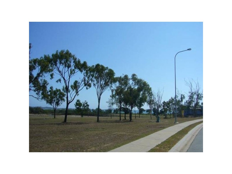 75 Ocean View Drive, Bowen QLD 4805