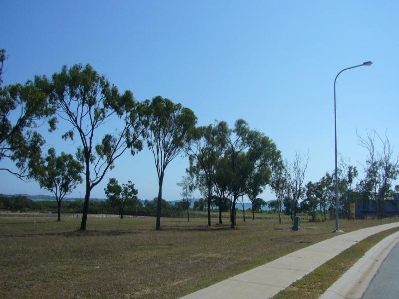 75 Ocean View Drive, Bowen QLD 4805