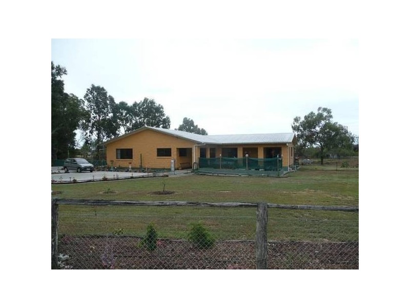 18502 Bruce Highway, Bowen QLD 4805