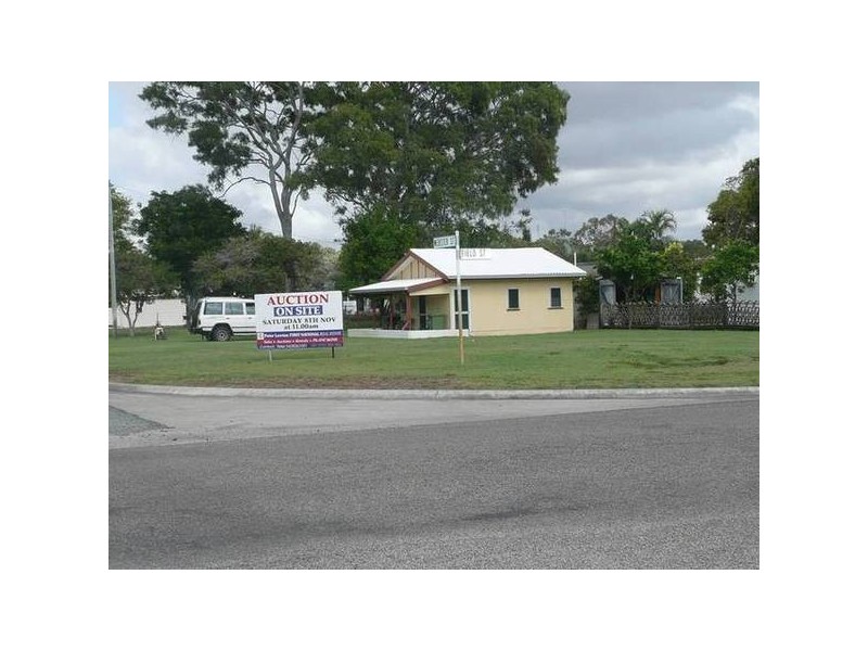 25 Field Street, Bowen QLD 4805