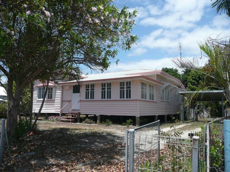 55 Golf Links Road, Bowen QLD 4805