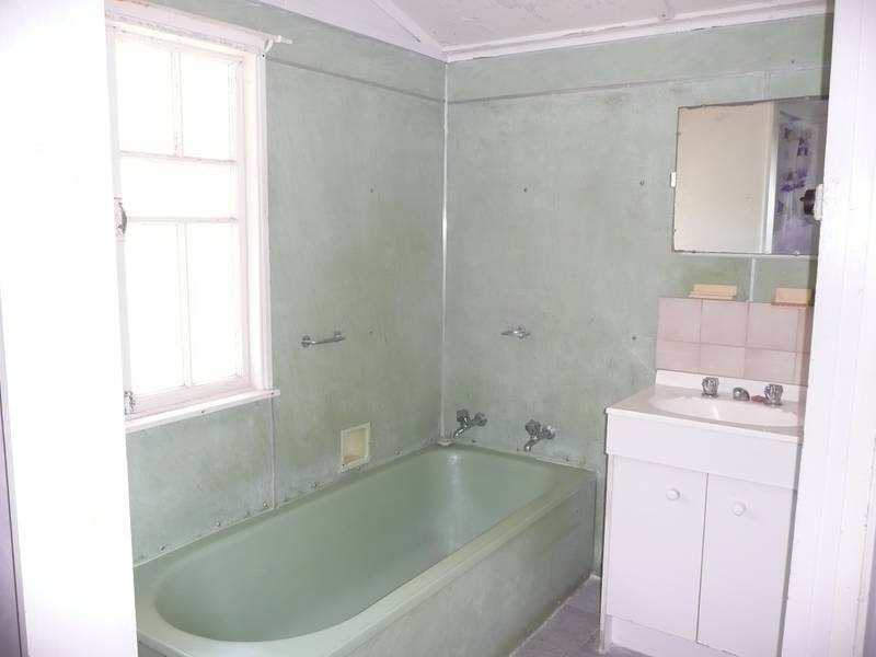 55 Golf Links Road, Bowen QLD 4805