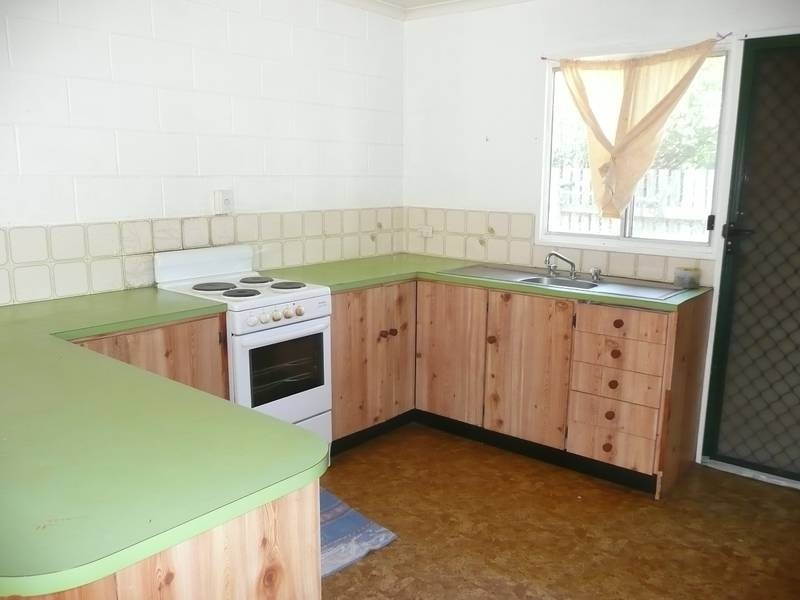 1 Arthur Street, Bowen QLD 4805