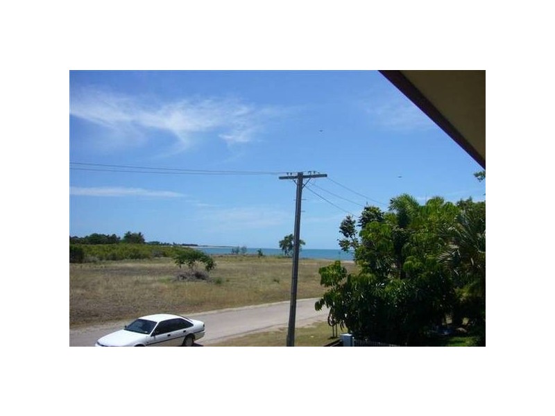 6 Nona Street, Bowen QLD 4805