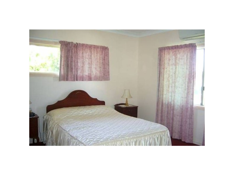 6 Nona Street, Bowen QLD 4805