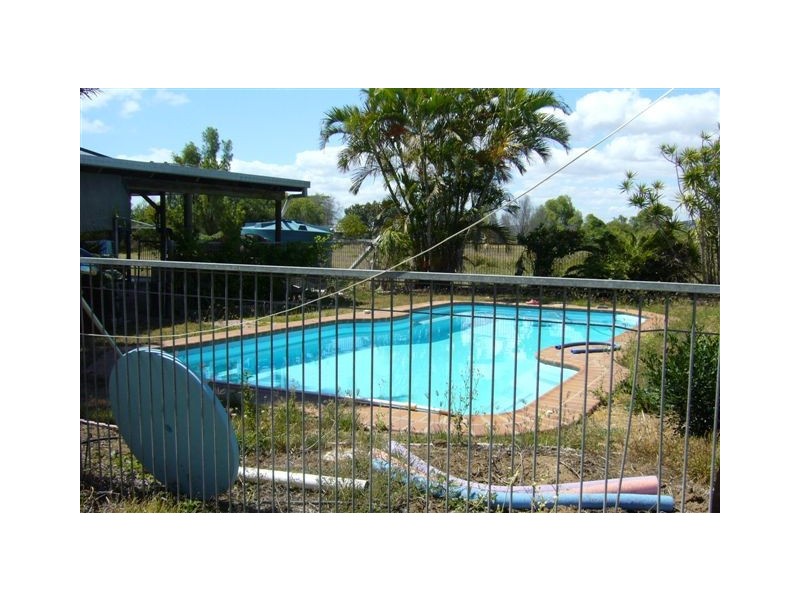 129 Flemington Road, Bowen QLD 4805