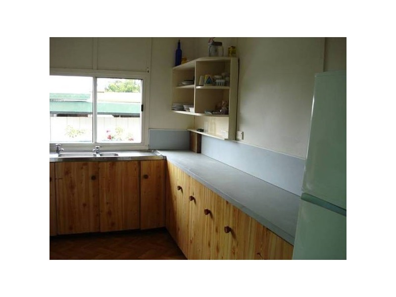 34 Creek Street, Bowen QLD 4805