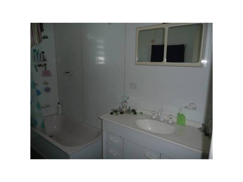 108 Gregory Street, Bowen QLD 4805