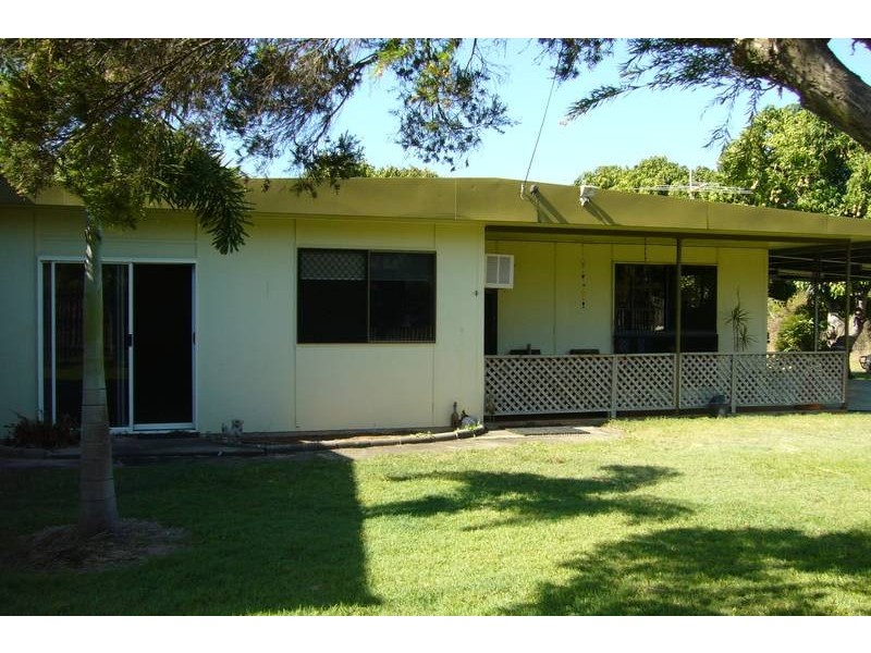 80 Hillview Road, Bowen QLD 4805