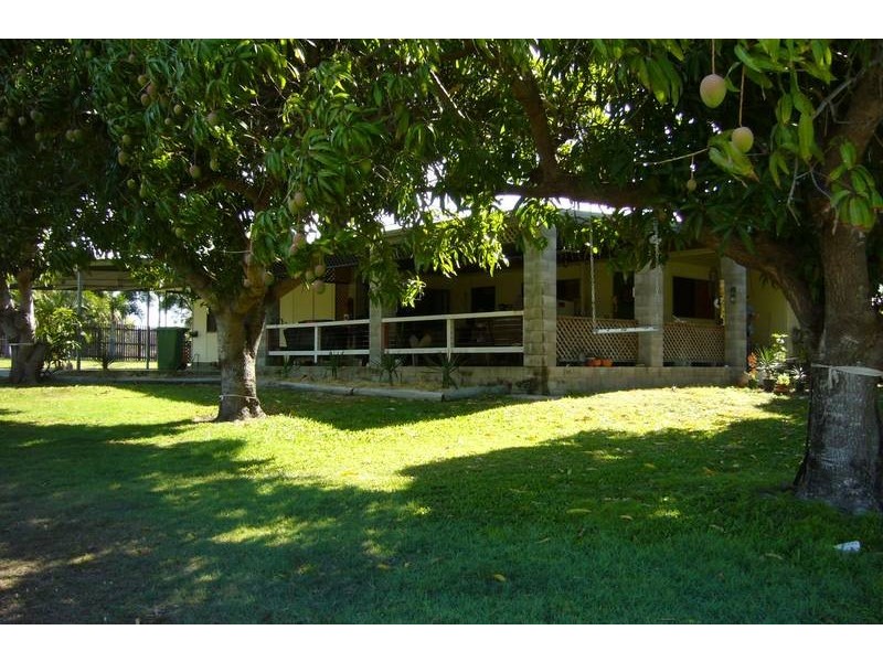 80 Hillview Road, Bowen QLD 4805