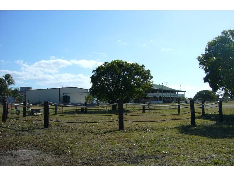 80 Hillview Road, Bowen QLD 4805