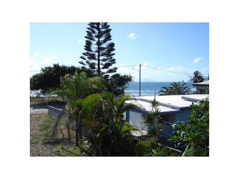 1/23 BLUEWATER PARADE, Bowen QLD 4805