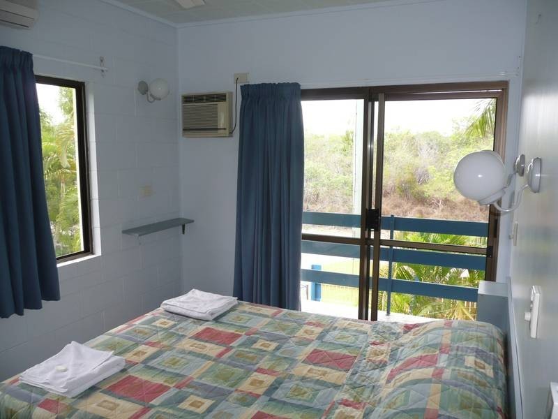 9/47 Horseshoe Bay Road, Bowen QLD 4805
