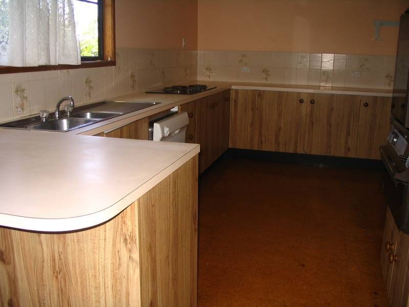 24 Ninth Avenue, Collinsville QLD 4804