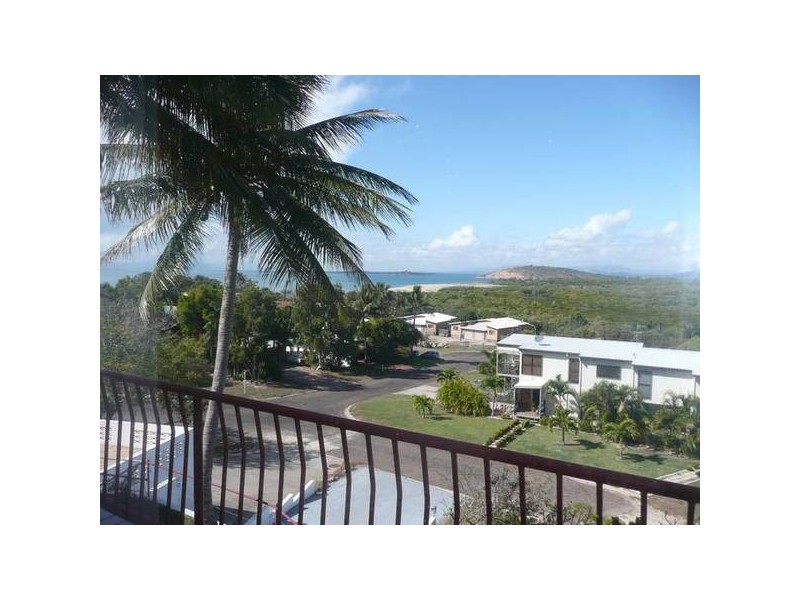 1/12 Poinciana Street, Bowen QLD 4805