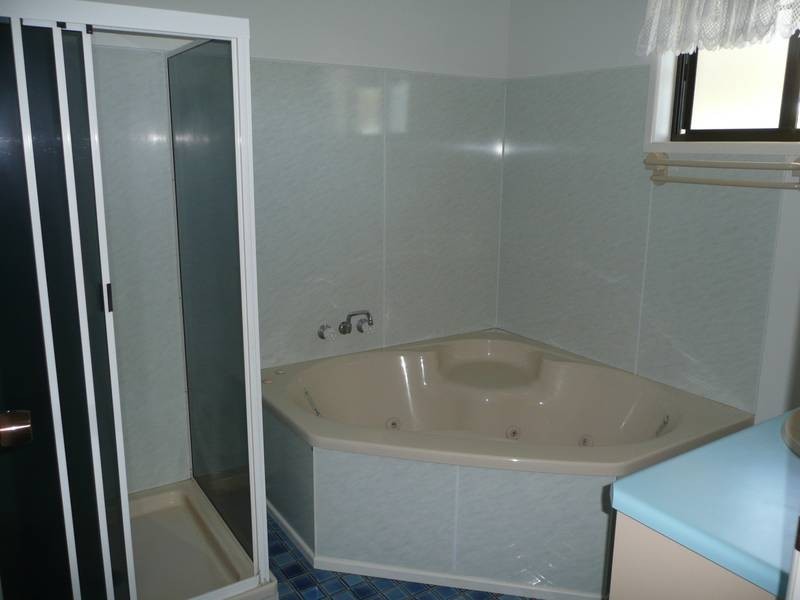 24 Banksia Street, Bowen QLD 4805