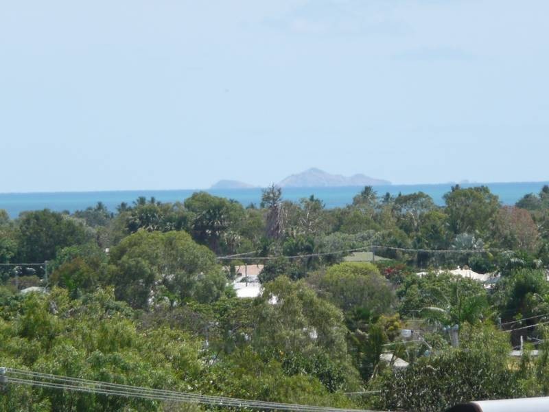 24 Banksia Street, Bowen QLD 4805