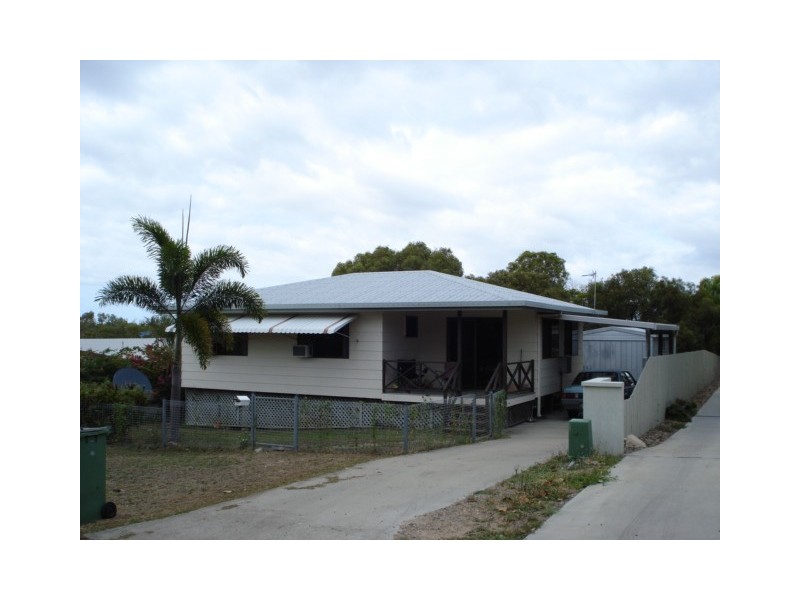 4 Lotus Lane, Bowen QLD 4805