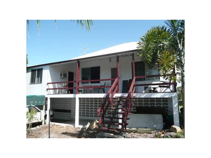 25 Reynolds Street, Bowen QLD 4805