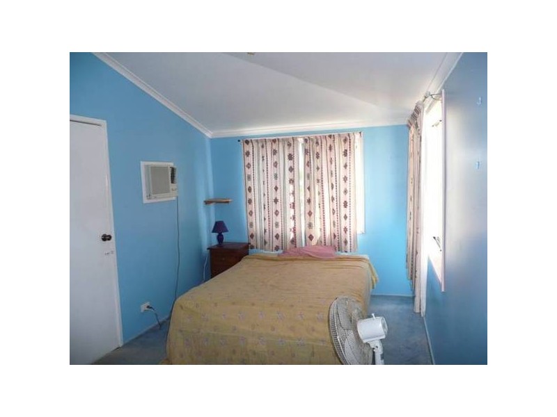 25 Reynolds Street, Bowen QLD 4805