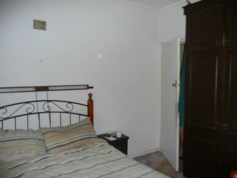 9 LIVINGSTONE STREET, Bowen QLD 4805