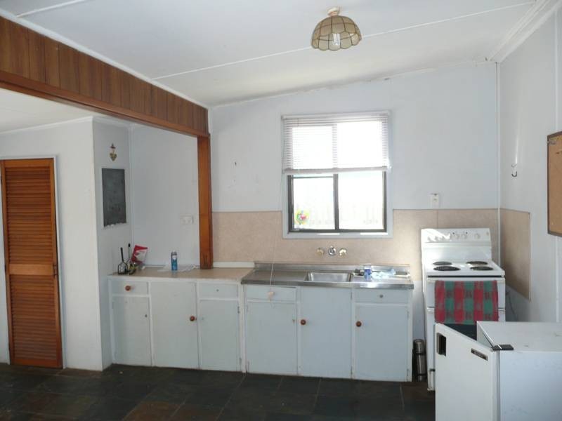 9 Leichhardt Lane, Bowen QLD 4805