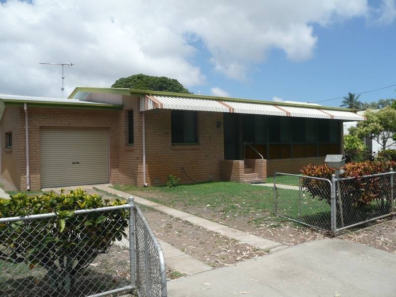 11 Golf Links Road, Bowen QLD 4805