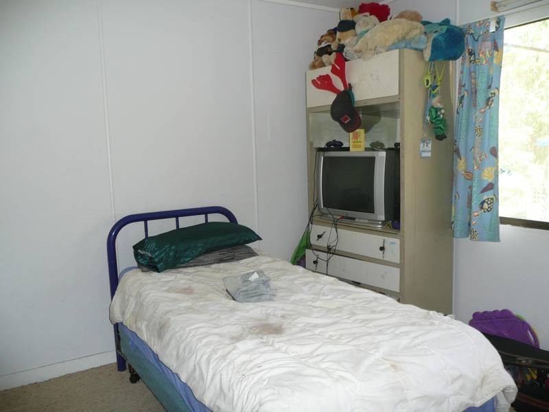 98 Kennedy Street, Bowen QLD 4805