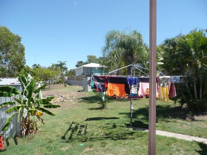 98 Kennedy Street, Bowen QLD 4805