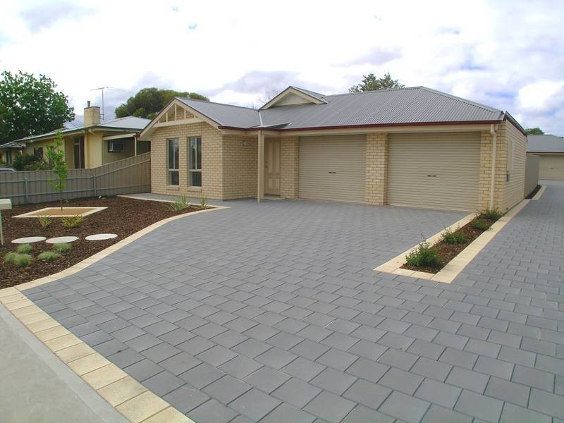 4 Travers Street, Sturt SA 5047