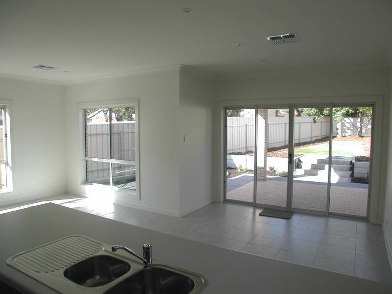 8 Shinnick Street, Dover Gardens SA 5048
