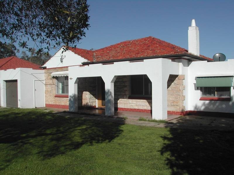 8 Whittier Avenue, Marion SA 5043