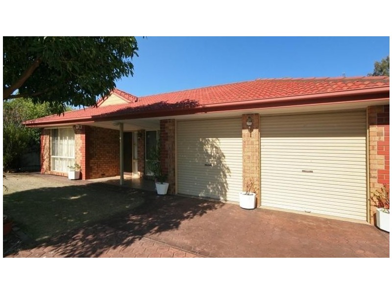 15 Newport Crescent, Aberfoyle Park SA 5159