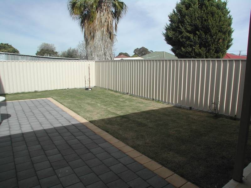 24b David Avenue, Mitchell Park SA 5043