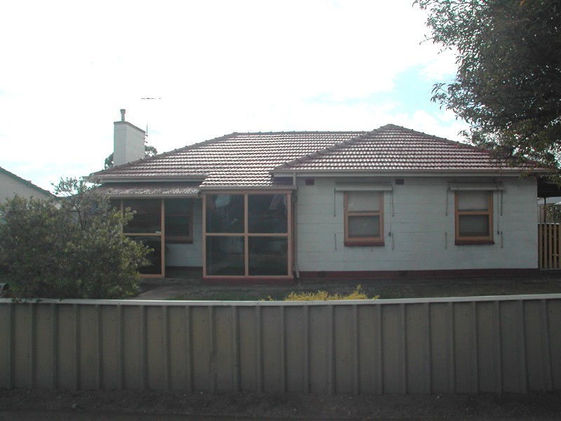 1 Trott Grove, Oaklands Park SA 5046