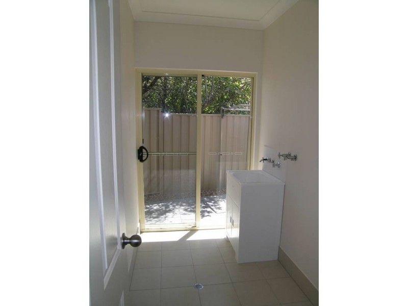 46a White Crescent, Seacombe Gardens SA 5047