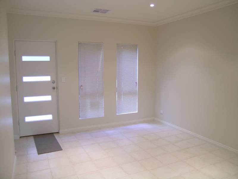 2 Raggatt Crescent, Mitchell Park SA 5043