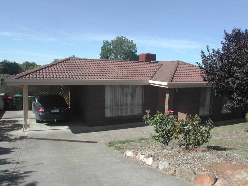 4 Scott Court, Woodcroft SA 5162