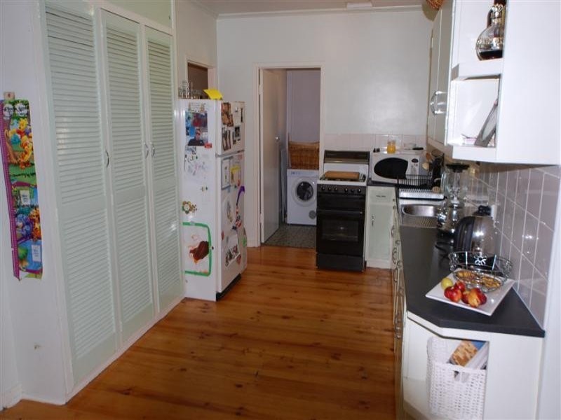 25 Maldon Avenue, Mitchell Park SA 5043