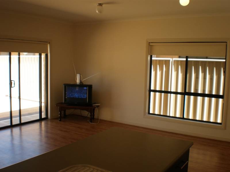 2/19 Second Avenue, Ascot Park SA 5043