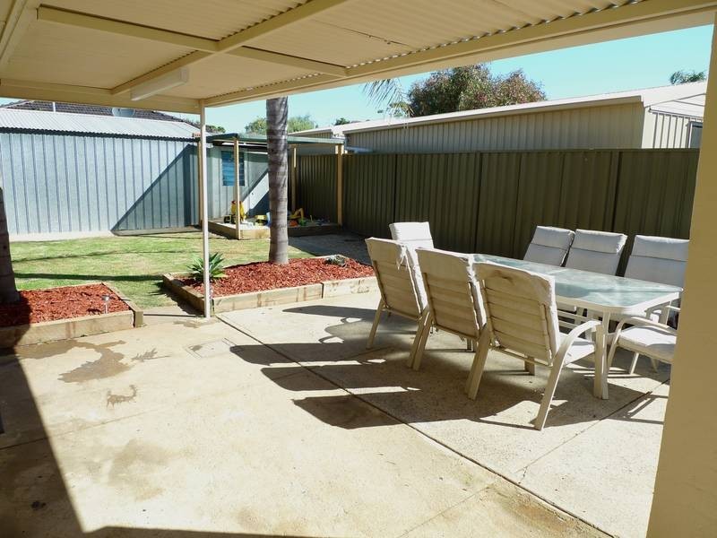 8 Cambridge Street, Reynella SA 5161