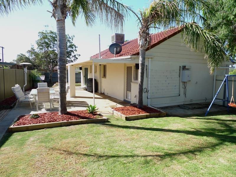8 Cambridge Street, Reynella SA 5161