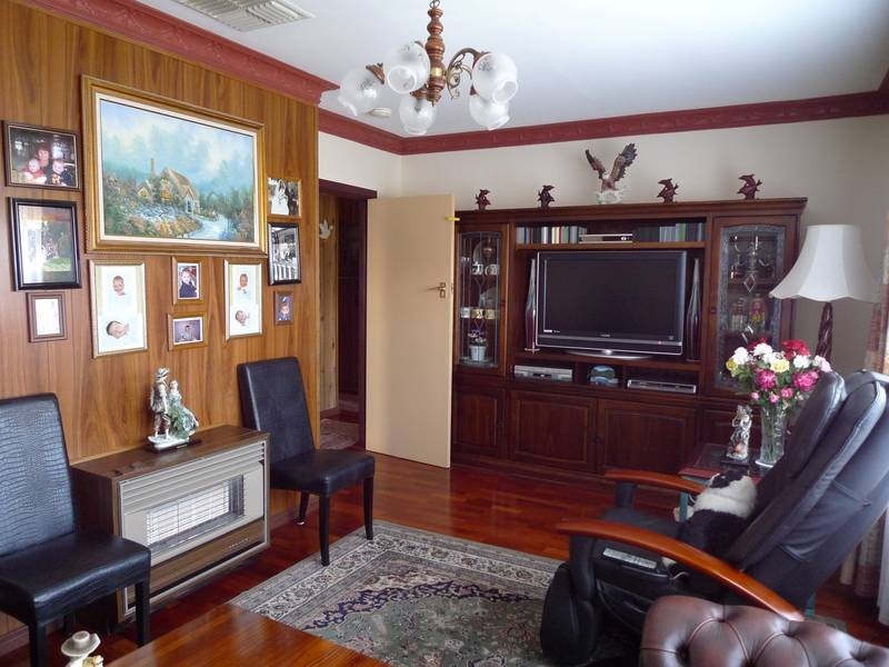 15 Moreland Avenue, Mitchell Park SA 5043